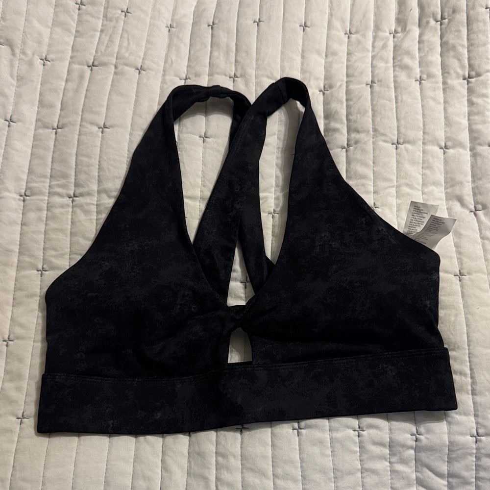 Fabletics Black Sports Bra with Keyhole Design